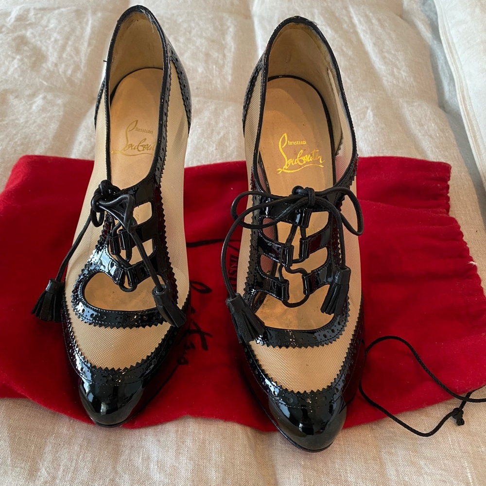 Christian Louboutin patent/ mesh tie pumps size 37 1/2